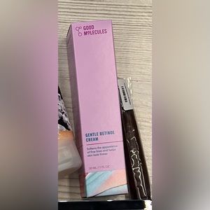 Good molecules gentle retinol cream